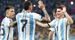 Messi scores as Argentina defeat Australia to reach World Cup quarter-finals